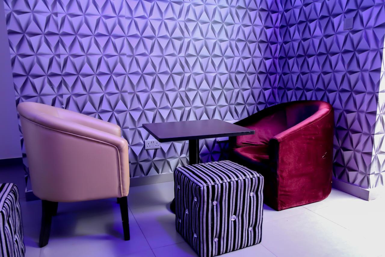 Albertville Luxury Rooms Ilesa Екстериор снимка