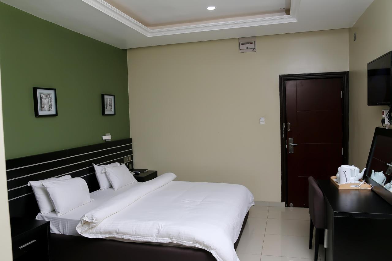 Albertville Luxury Rooms Ilesa Екстериор снимка
