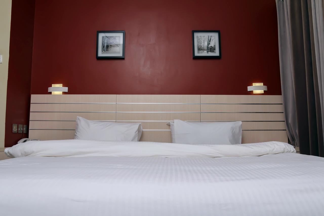Albertville Luxury Rooms Ilesa Екстериор снимка