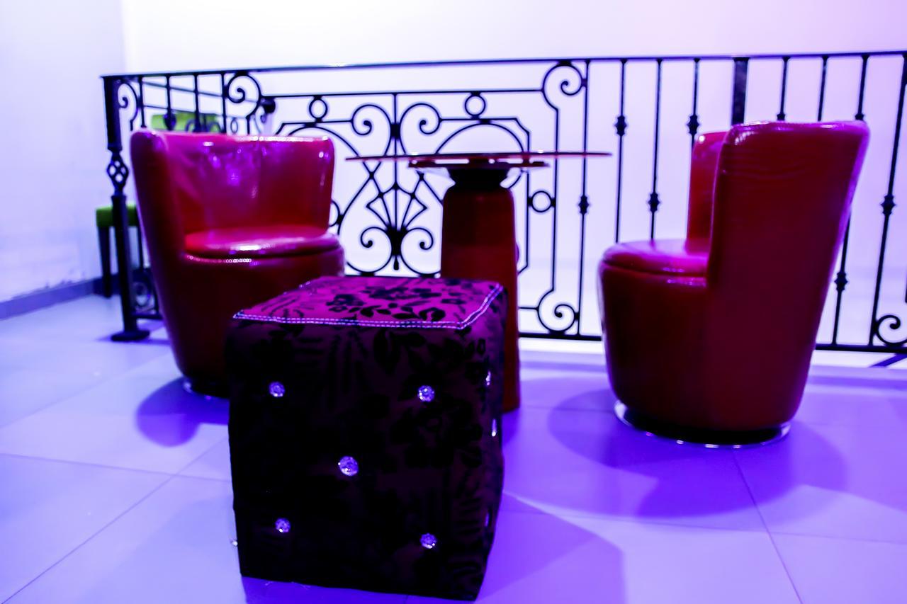 Albertville Luxury Rooms Ilesa Екстериор снимка